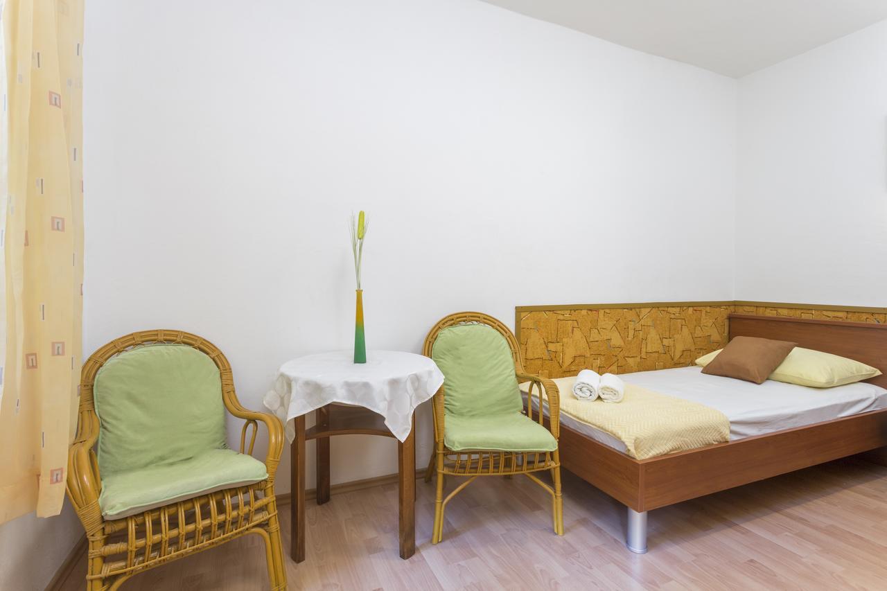 Apartmani Luna Хвар Экстерьер фото
