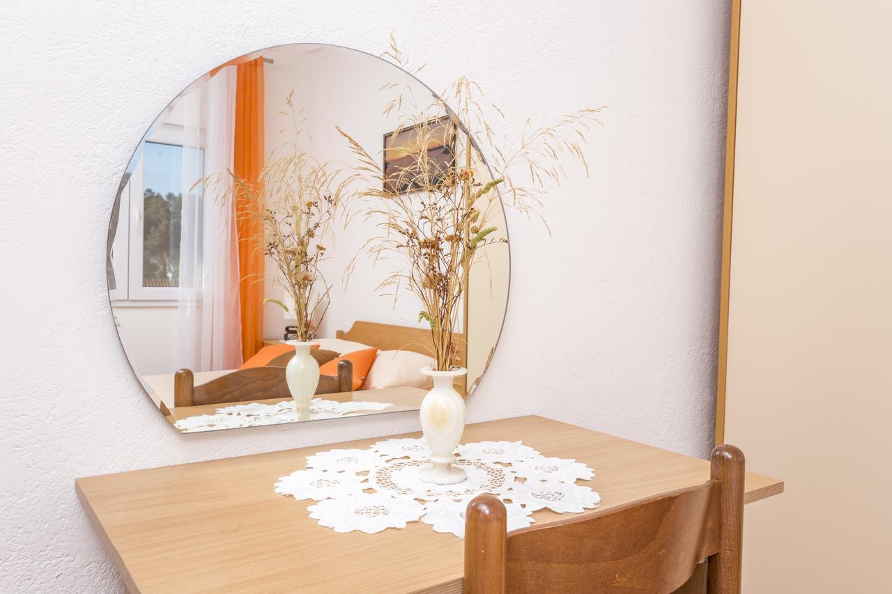 Apartmani Luna Хвар Экстерьер фото