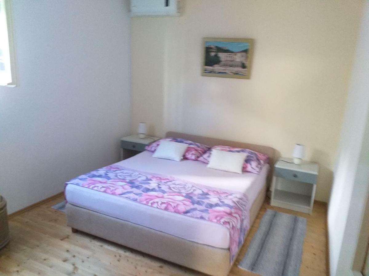 Apartmani Luna Хвар Экстерьер фото