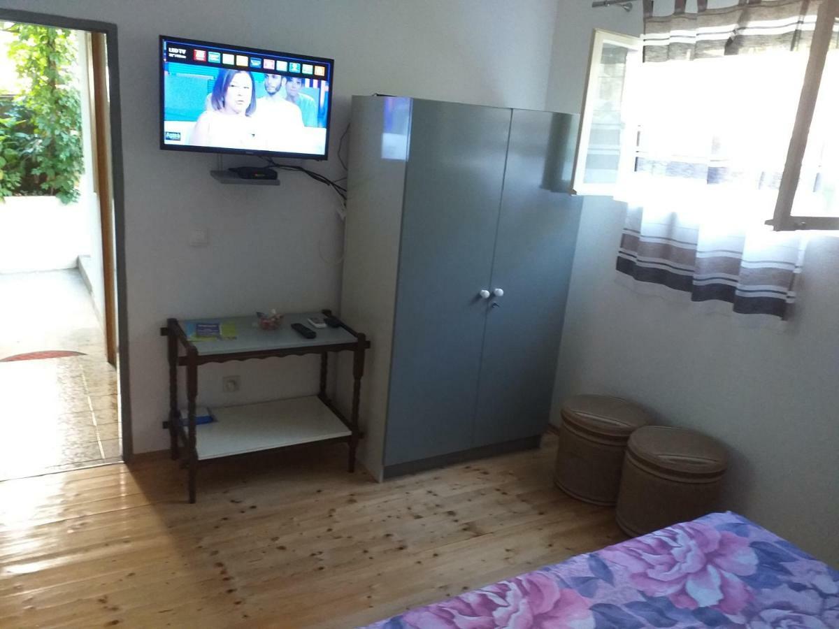Apartmani Luna Хвар Экстерьер фото